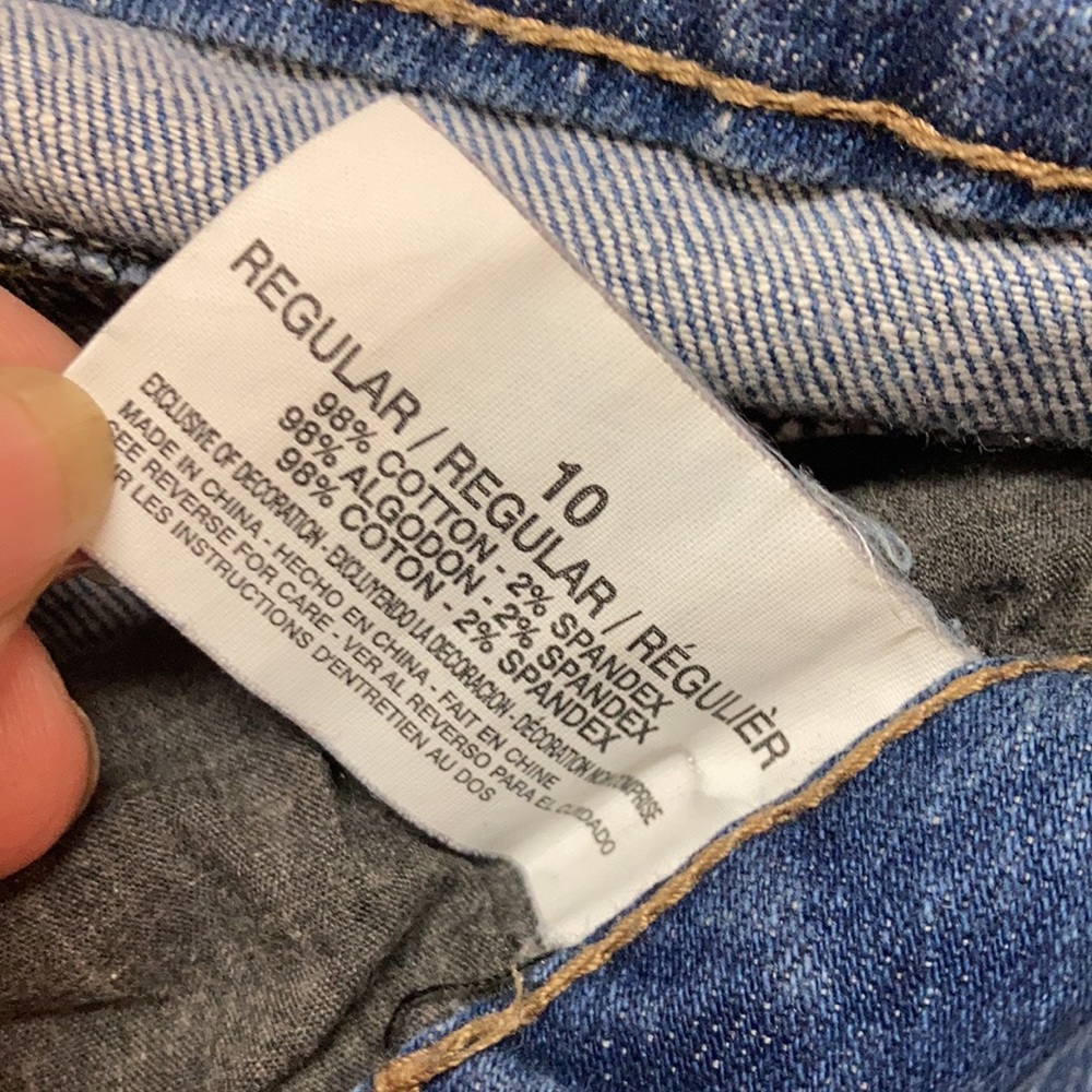 Code Bleu Denim Capris - Picture 5 of 8